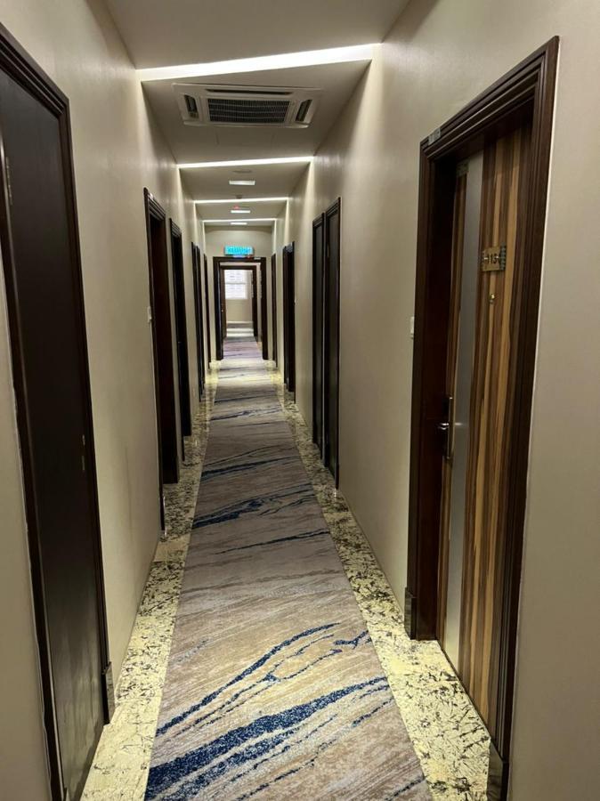 Nova Hotel Miri Zewnętrze zdjęcie