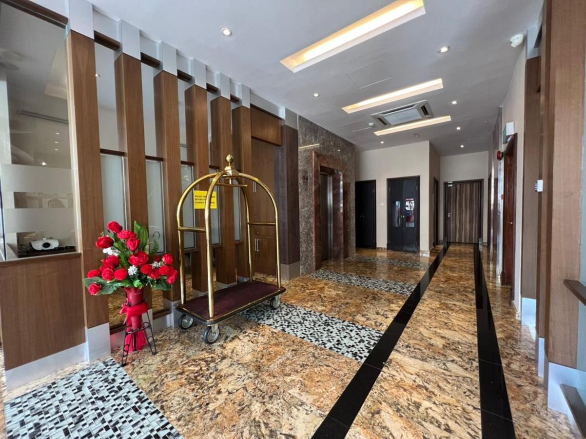 Nova Hotel Miri Zewnętrze zdjęcie
