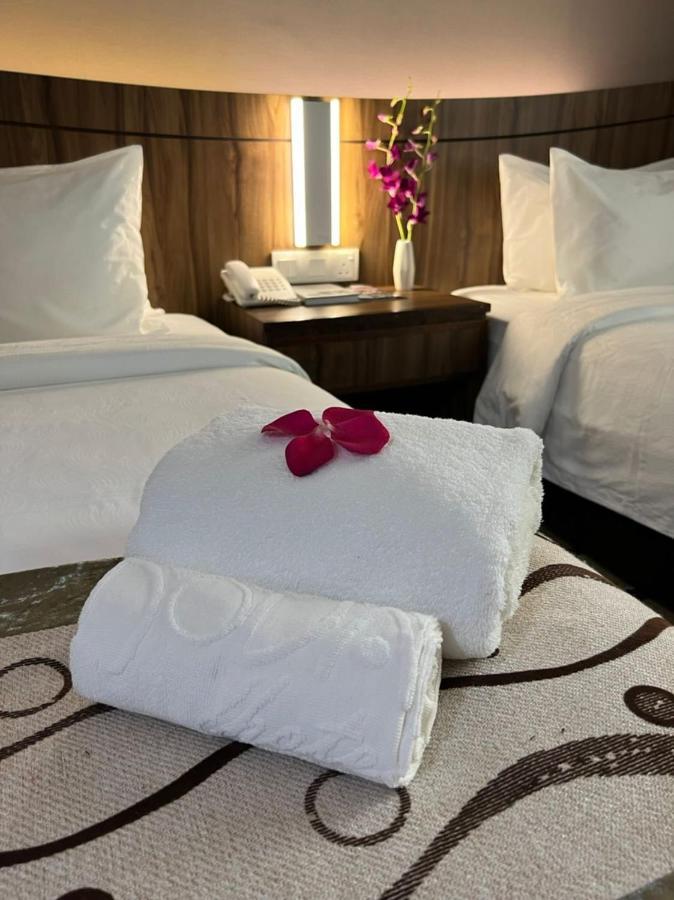 Nova Hotel Miri Zewnętrze zdjęcie